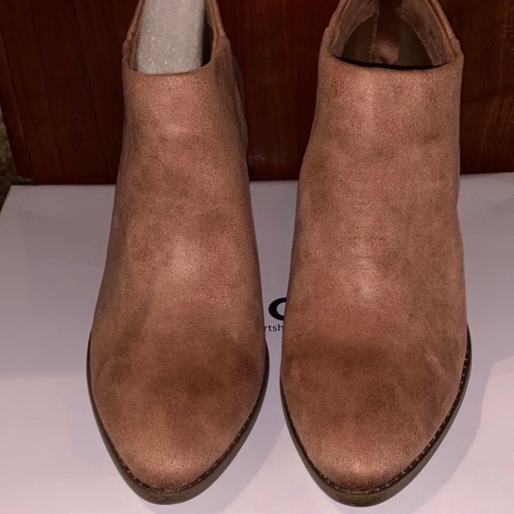 Women ankle booties